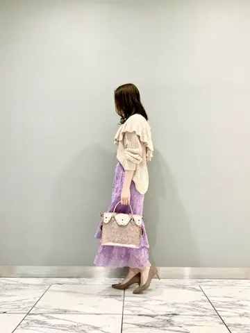 GRACE CONTINENTAL The Banquet eri コーディネート画像