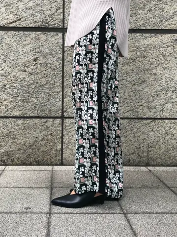 GRACE CONTINENTAL The Banquet 尾田亜沙美 コーディネート画像