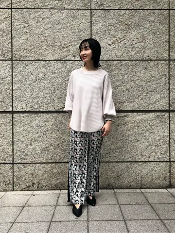 GRACE CONTINENTAL The Banquet 尾田亜沙美 コーディネート画像