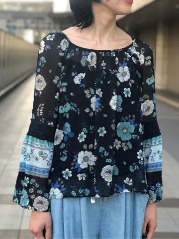 GRACE CONTINENTAL The Banquet 尾田亜沙美 コーディネート画像