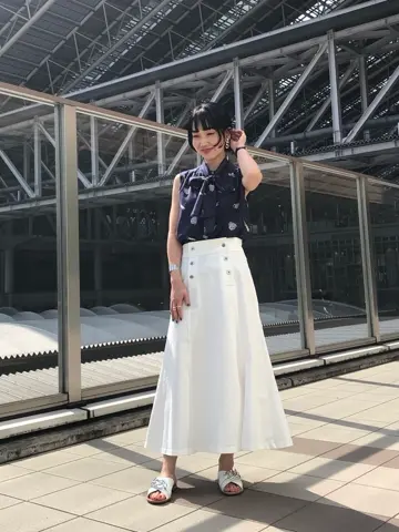 GRACE CONTINENTAL The Banquet 尾田亜沙美 コーディネート画像