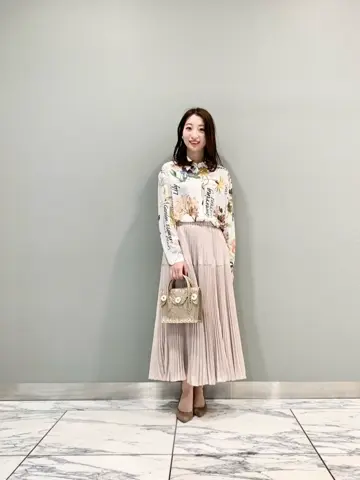 GRACE CONTINENTAL The Banquet eri コーディネート画像