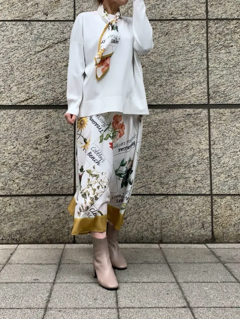 GRACE CONTINENTAL The Banquet 日笠　雅 コーディネート画像