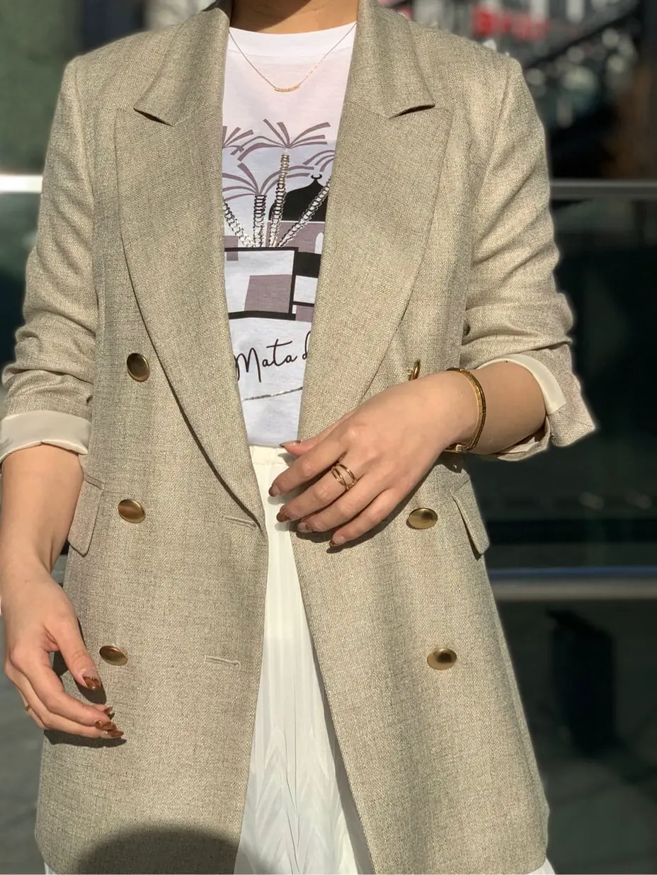  日笠　雅 コーディネート画像