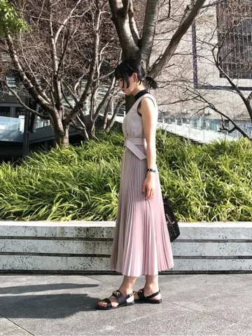 GRACE CONTINENTAL The Banquet 尾田亜沙美 コーディネート画像