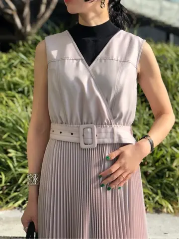 GRACE CONTINENTAL The Banquet 尾田亜沙美 コーディネート画像