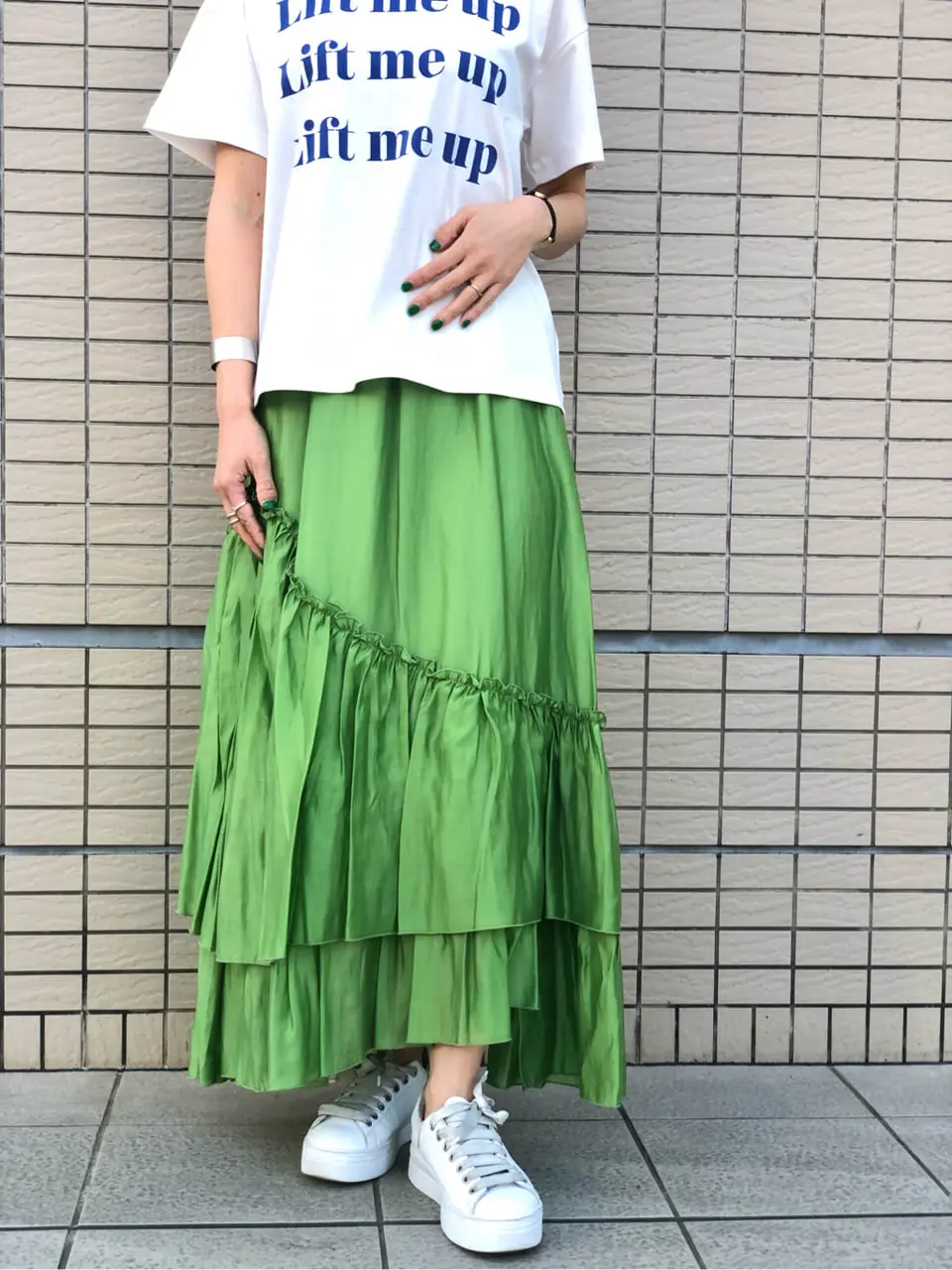 GRACE CONTINENTAL The Banquet 尾田亜沙美 コーディネート画像