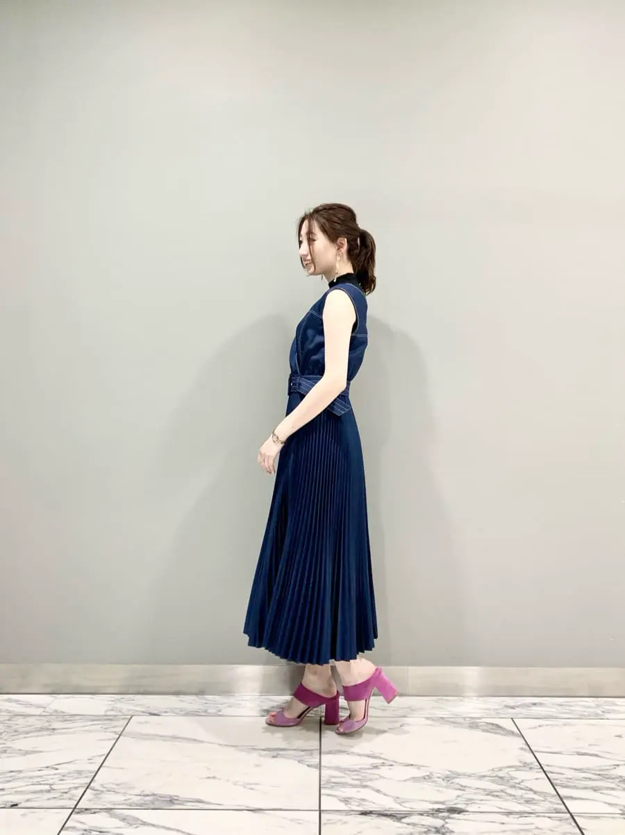 GRACE CONTINENTAL The Banquet eri コーディネート画像