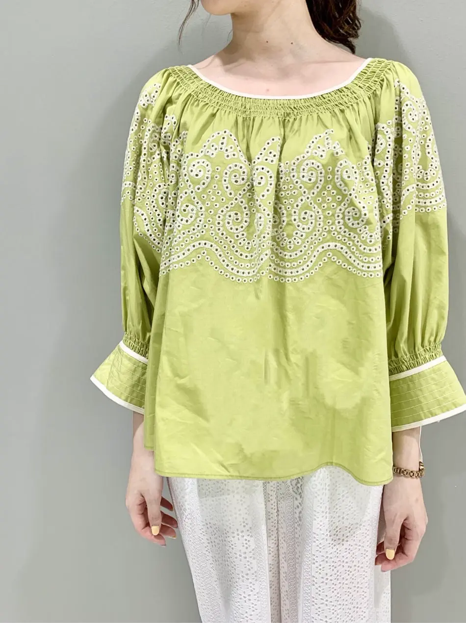 GRACE CONTINENTAL The Banquet eri コーディネート画像