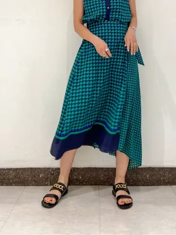 GRACE CONTINENTAL The Banquet 古川温子 コーディネート画像