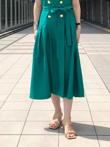 GRACE CONTINENTAL The Banquet 尾田亜沙美 コーディネート画像