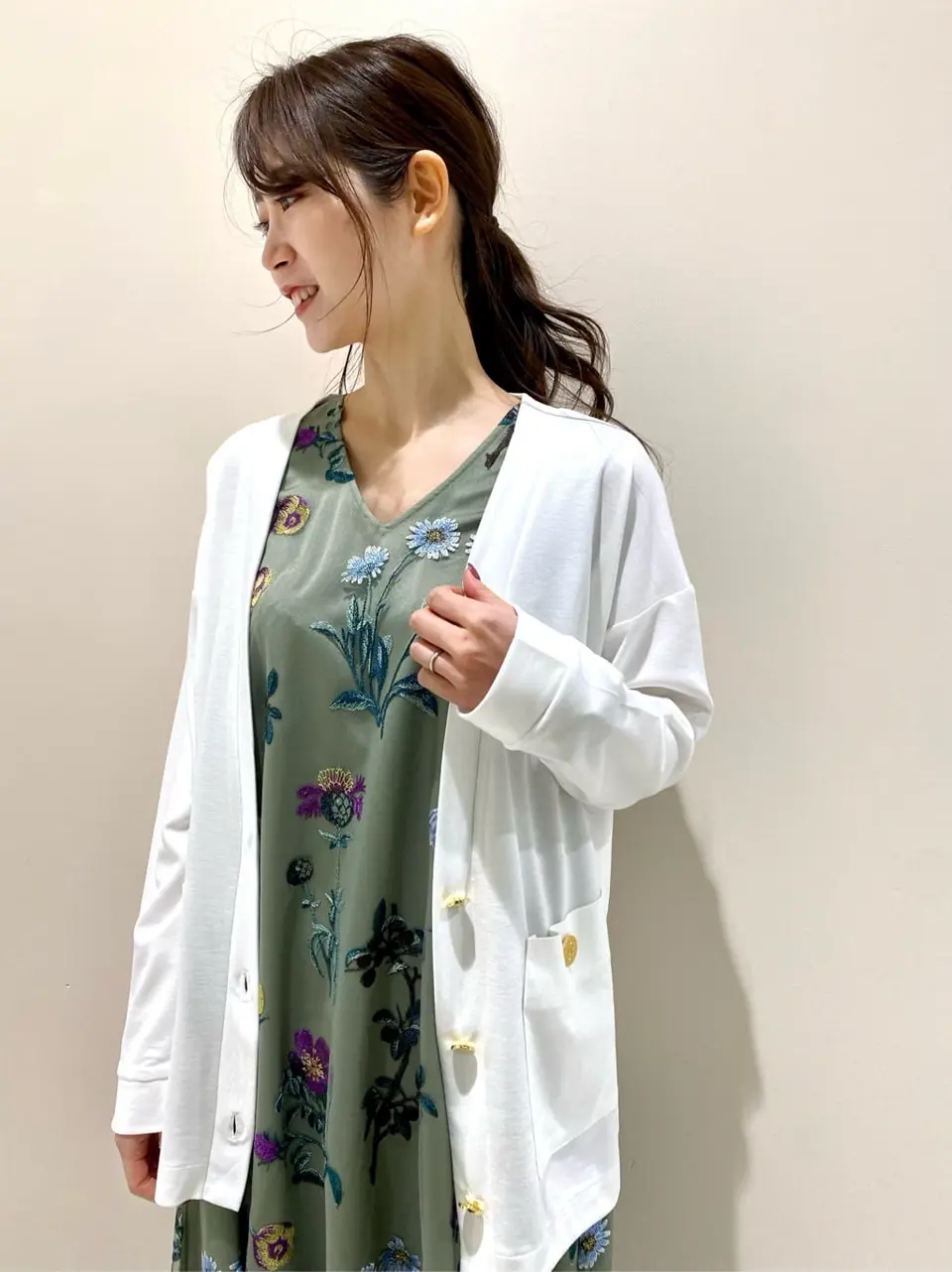 GRACE CONTINENTAL The Banquet Aya. コーディネート画像