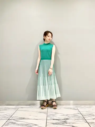 GRACE CONTINENTAL The Banquet eri コーディネート画像