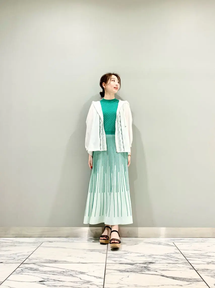 GRACE CONTINENTAL The Banquet eri コーディネート画像