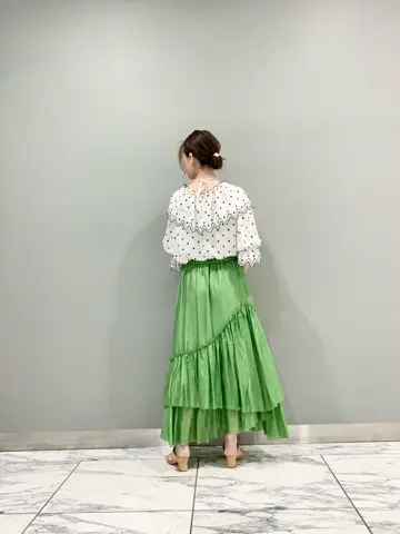 GRACE CONTINENTAL The Banquet eri コーディネート画像