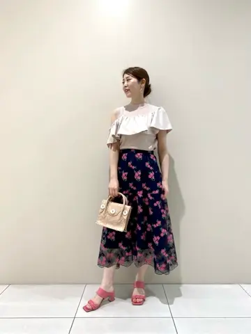 GRACE CONTINENTAL The Banquet Aya. コーディネート画像