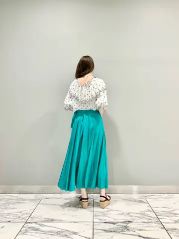 GRACE CONTINENTAL The Banquet eri コーディネート画像