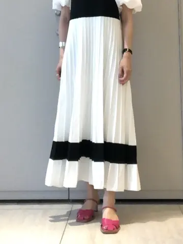 GRACE CONTINENTAL The Banquet 尾田亜沙美 コーディネート画像