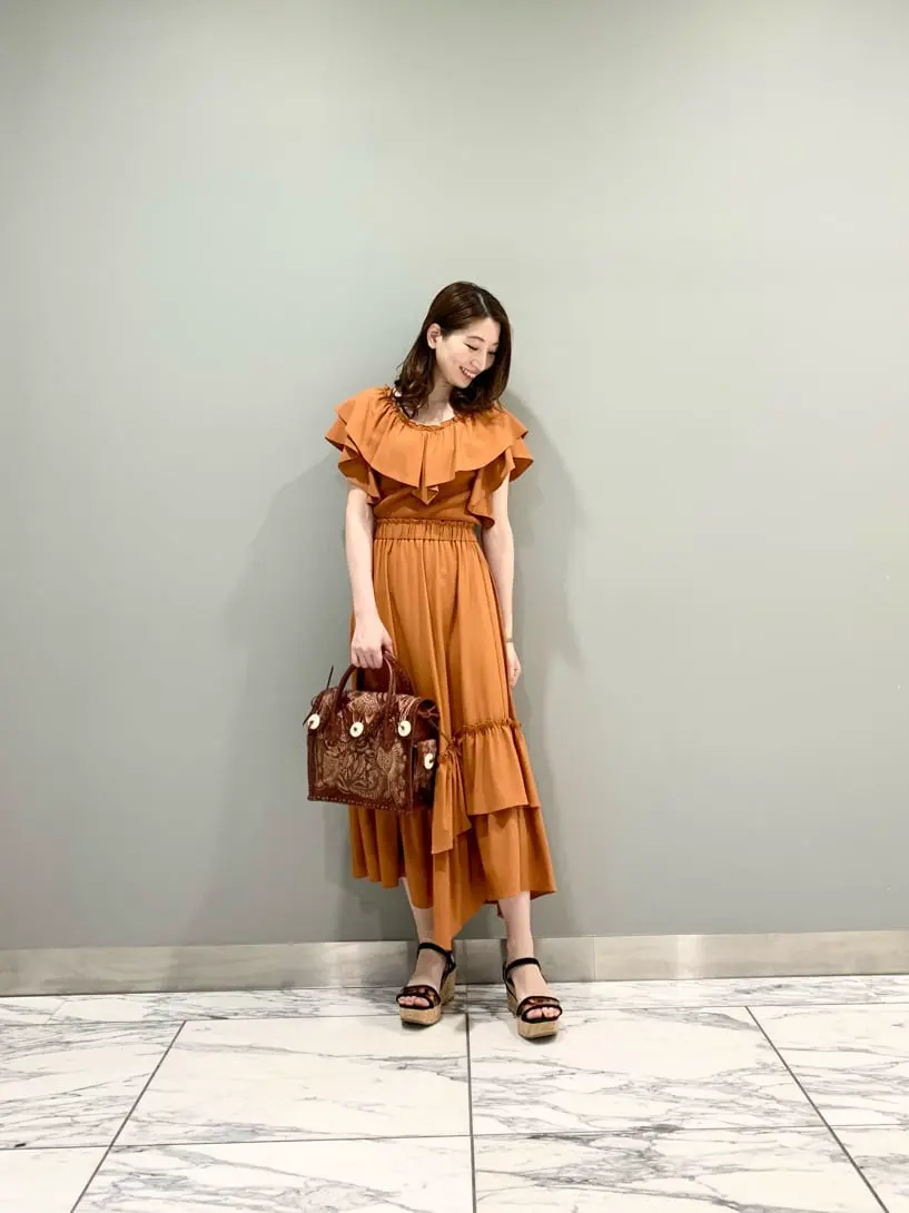 GRACE CONTINENTAL The Banquet eri コーディネート画像