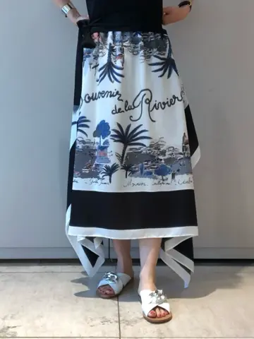 GRACE CONTINENTAL The Banquet 尾田亜沙美 コーディネート画像