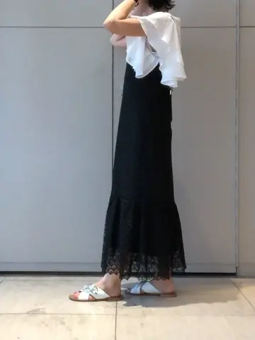 GRACE CONTINENTAL The Banquet 尾田亜沙美 コーディネート画像