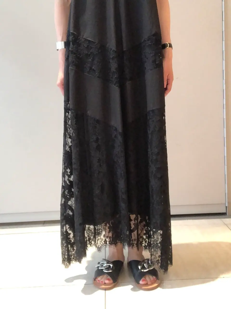 GRACE CONTINENTAL The Banquet 尾田亜沙美 コーディネート画像