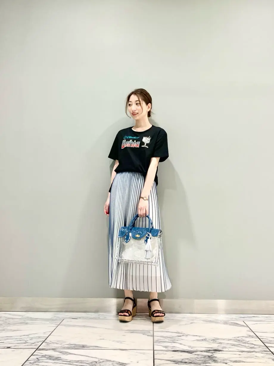  eri コーディネート画像