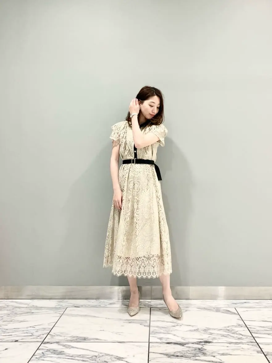 GRACE CONTINENTAL The Banquet eri コーディネート画像