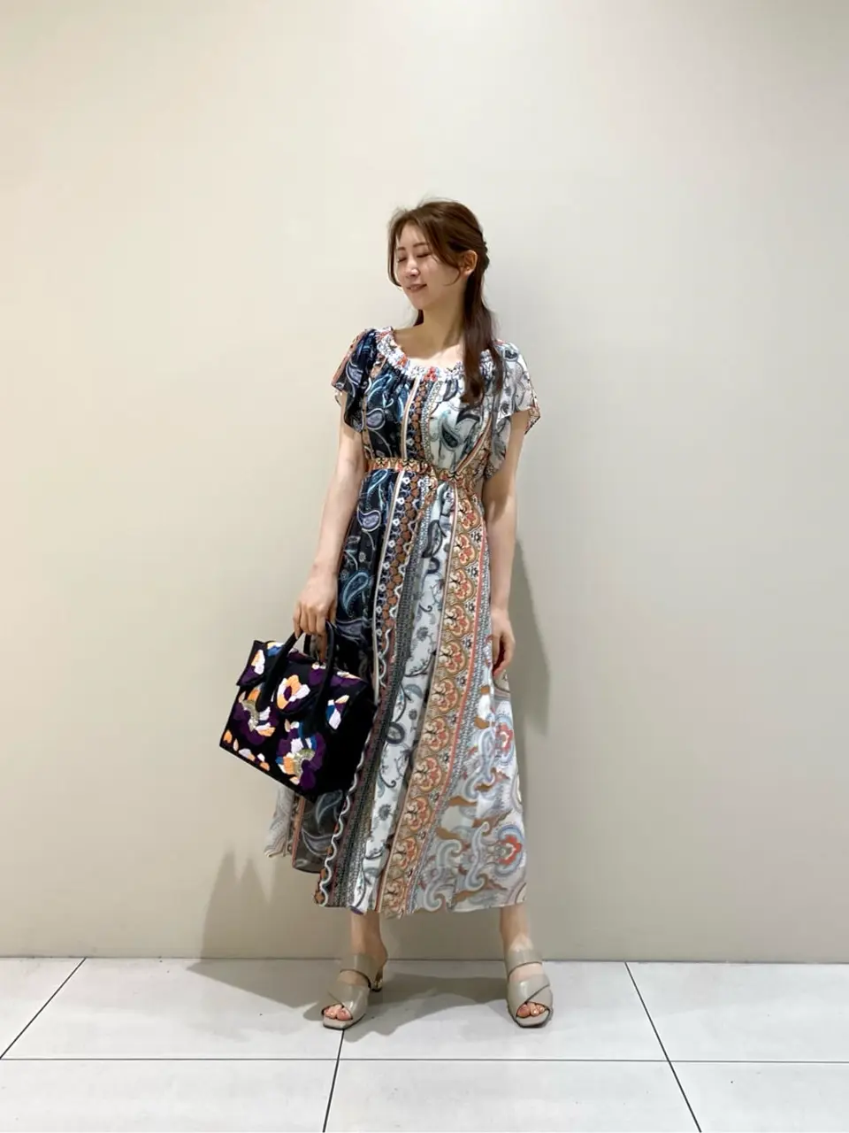 GRACE CONTINENTAL The Banquet Aya. コーディネート画像