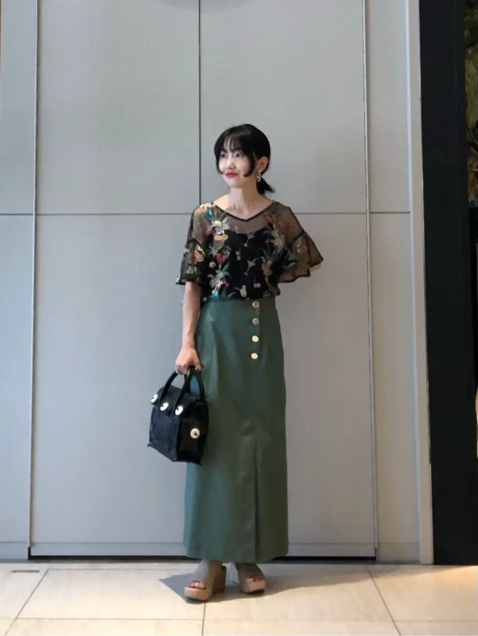 GRACE CONTINENTAL The Banquet 尾田亜沙美 コーディネート画像