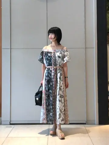 GRACE CONTINENTAL The Banquet 尾田亜沙美 コーディネート画像