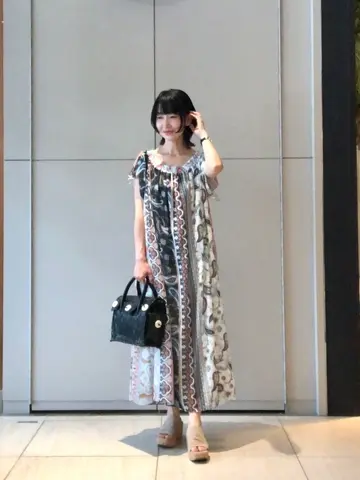 GRACE CONTINENTAL The Banquet 尾田亜沙美 コーディネート画像