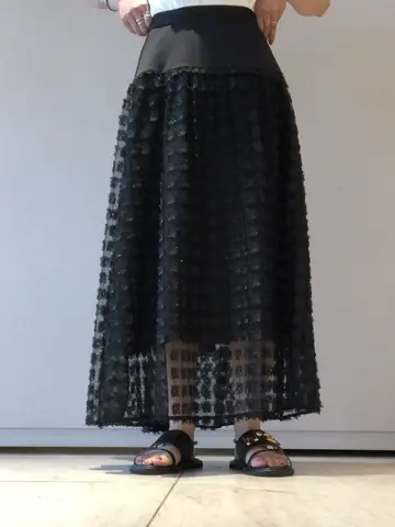 GRACE CONTINENTAL The Banquet 尾田亜沙美 コーディネート画像