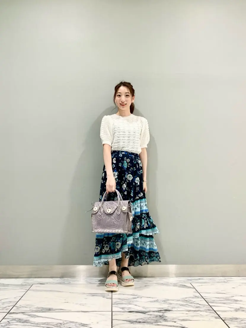 GRACE CONTINENTAL The Banquet eri コーディネート画像