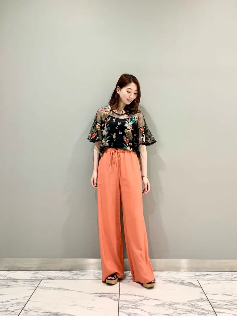  eri コーディネート画像