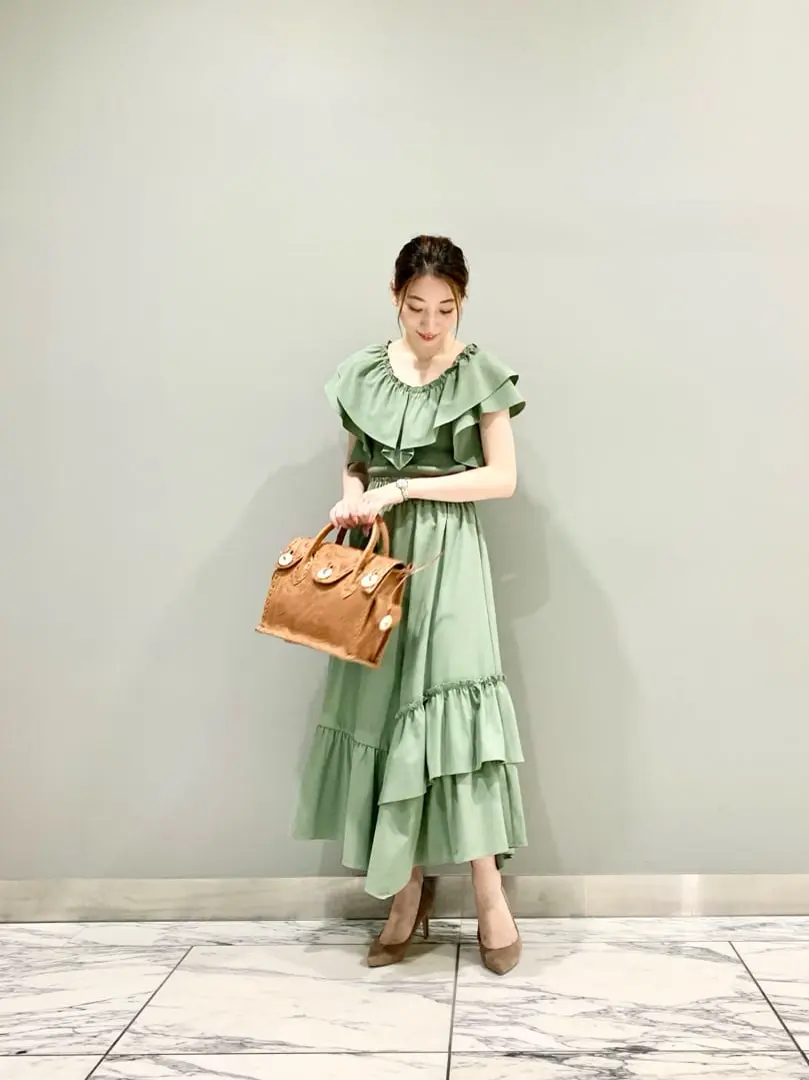 GRACE CONTINENTAL The Banquet eri コーディネート画像