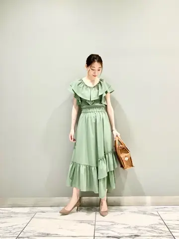 GRACE CONTINENTAL The Banquet eri コーディネート画像