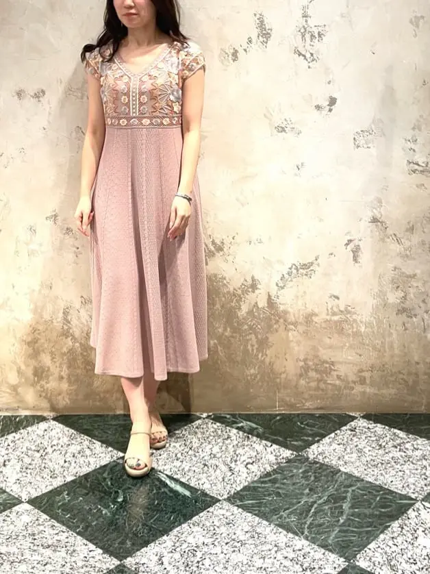 GRACE CONTINENTAL The Banquet Suzuka コーディネート画像