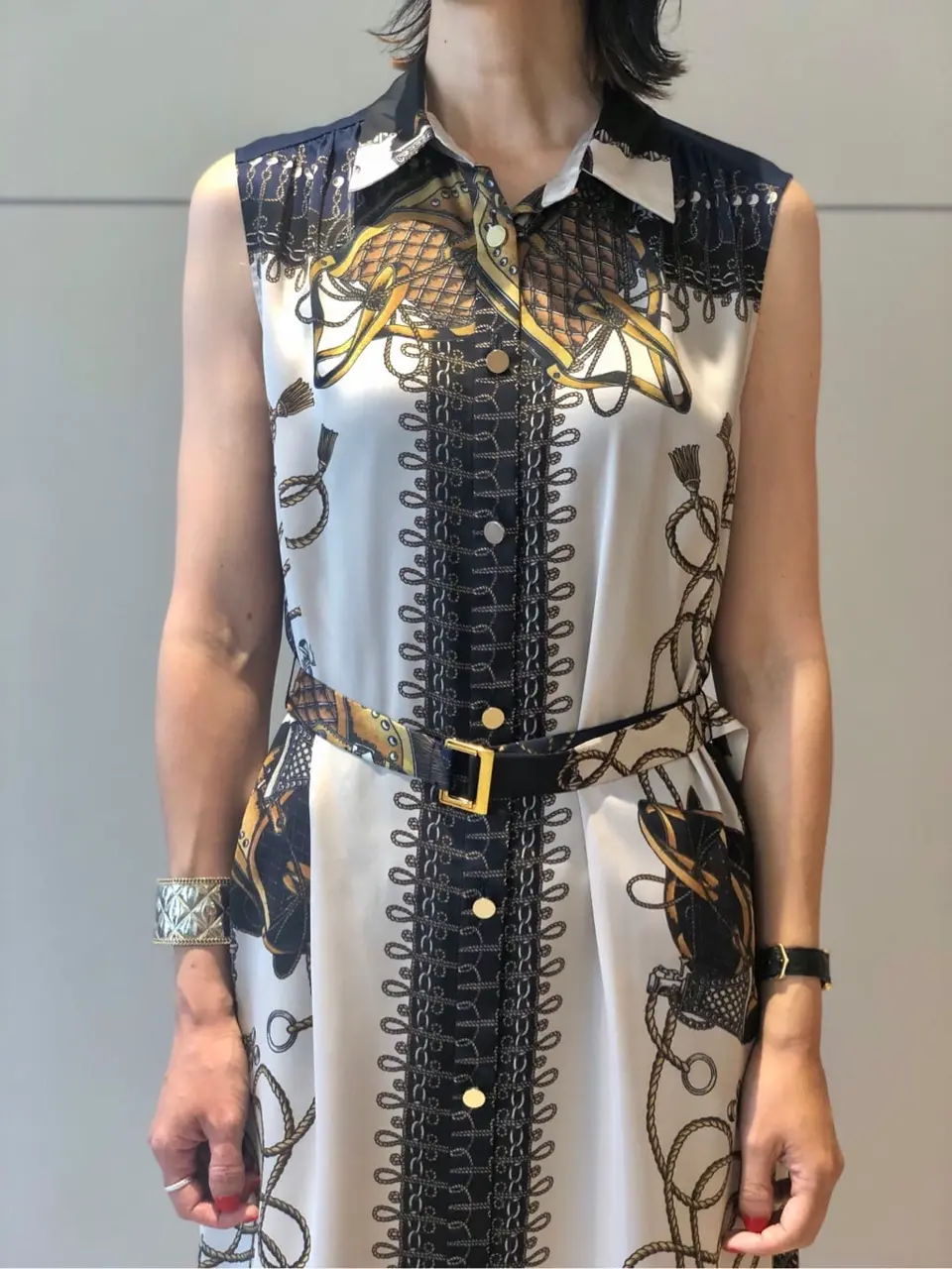 GRACE CONTINENTAL The Banquet 尾田亜沙美 コーディネート画像