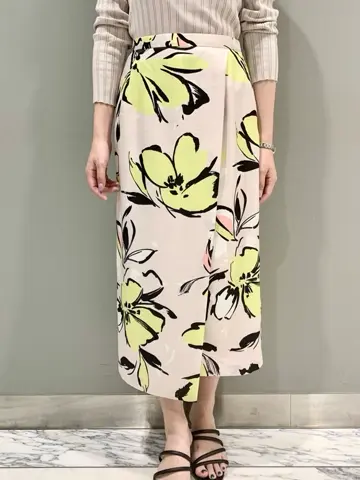 GRACE CONTINENTAL The Banquet eri コーディネート画像