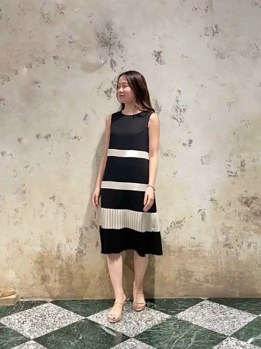 GRACE CONTINENTAL The Banquet Suzuka コーディネート画像