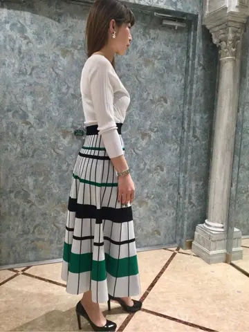 GRACE CONTINENTAL The Banquet 泉　智子 コーディネート画像