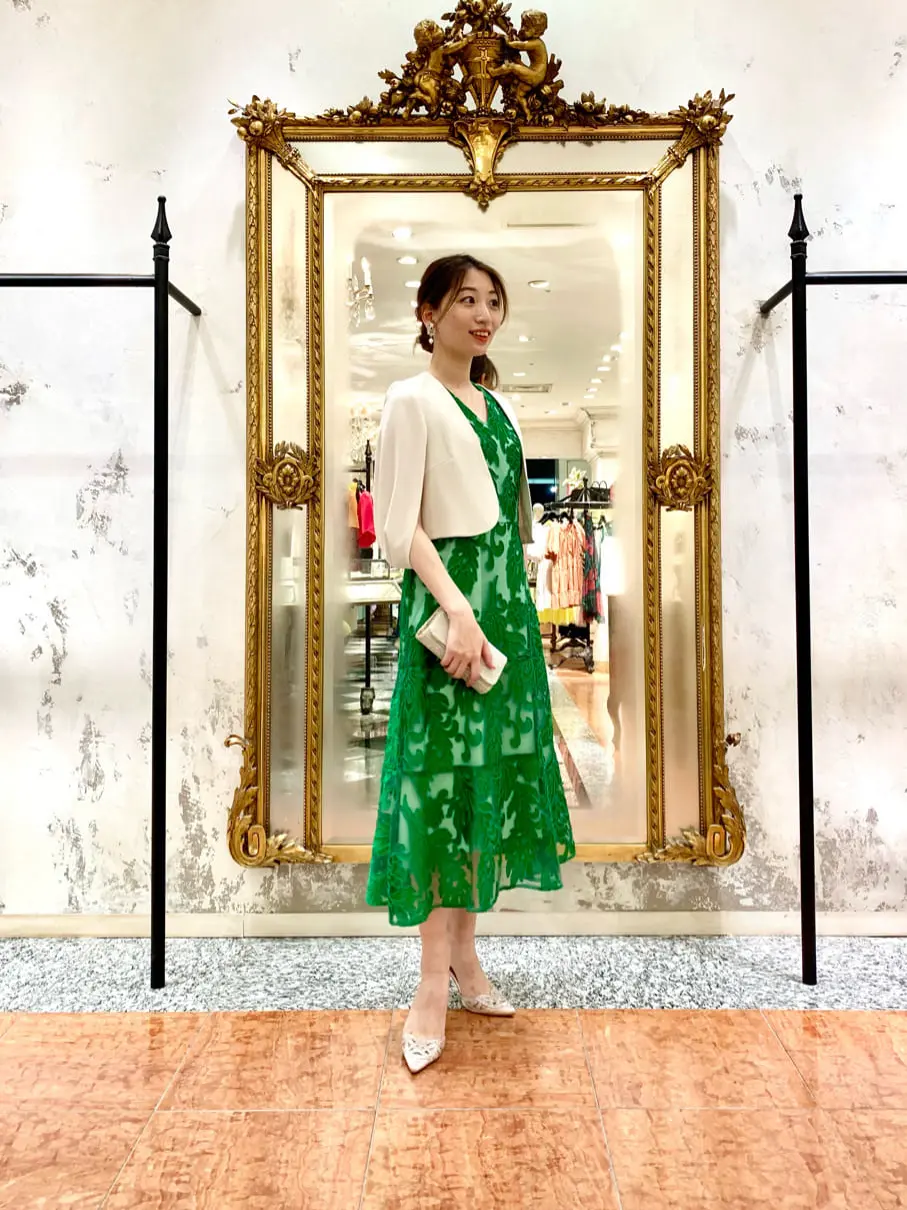 GRACE CONTINENTAL The Banquet eri コーディネート画像