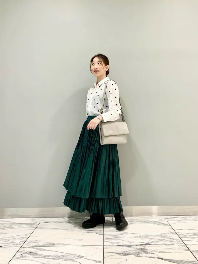 GRACE CONTINENTAL The Banquet eri コーディネート画像