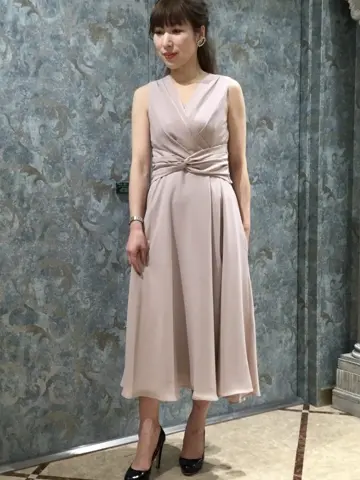 GRACE CONTINENTAL The Banquet 泉　智子 コーディネート画像