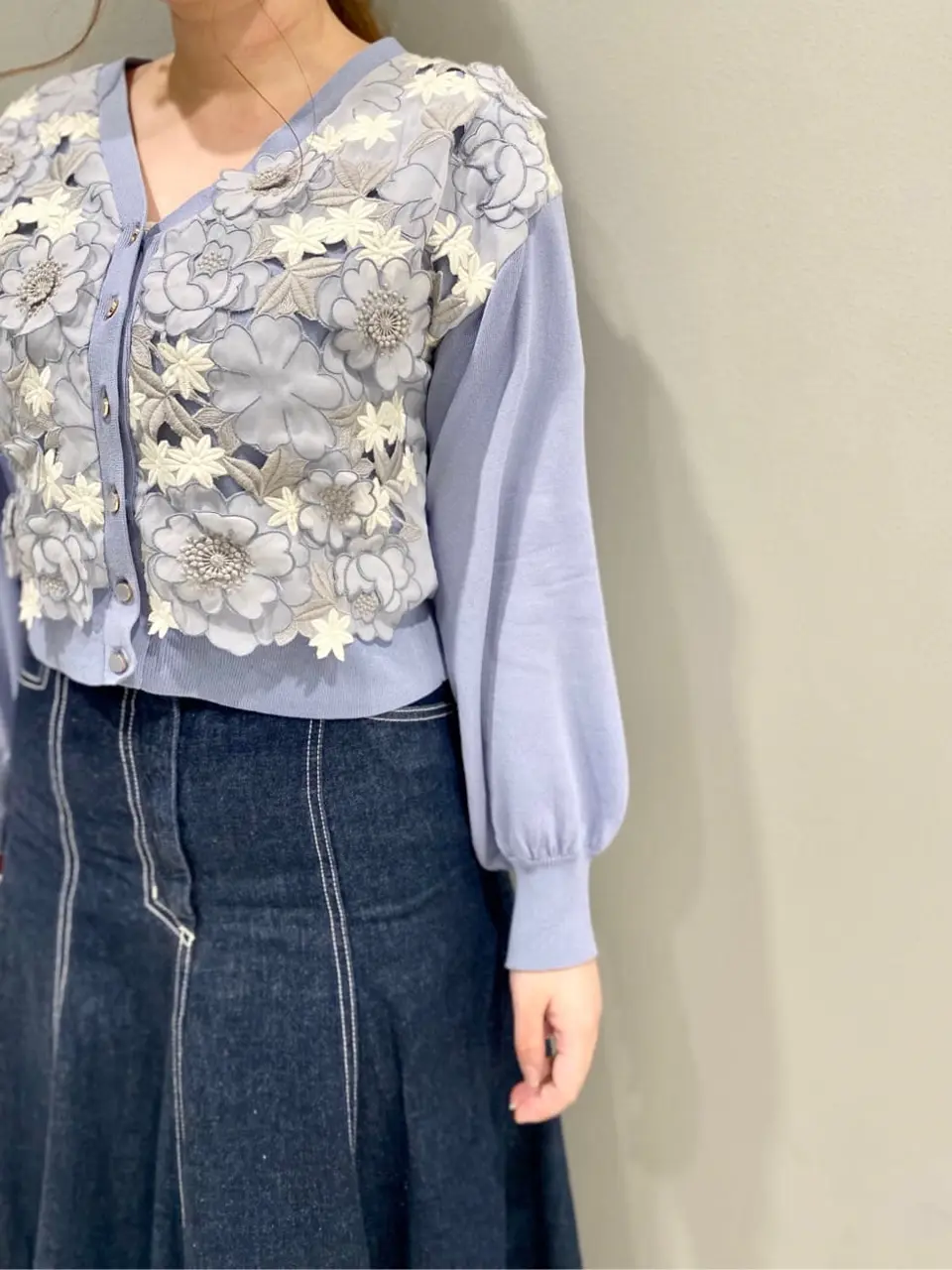 GRACE CONTINENTAL The Banquet 中根　里帆 コーディネート画像