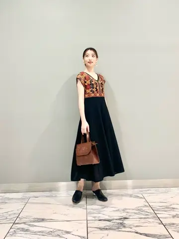 GRACE CONTINENTAL The Banquet eri コーディネート画像