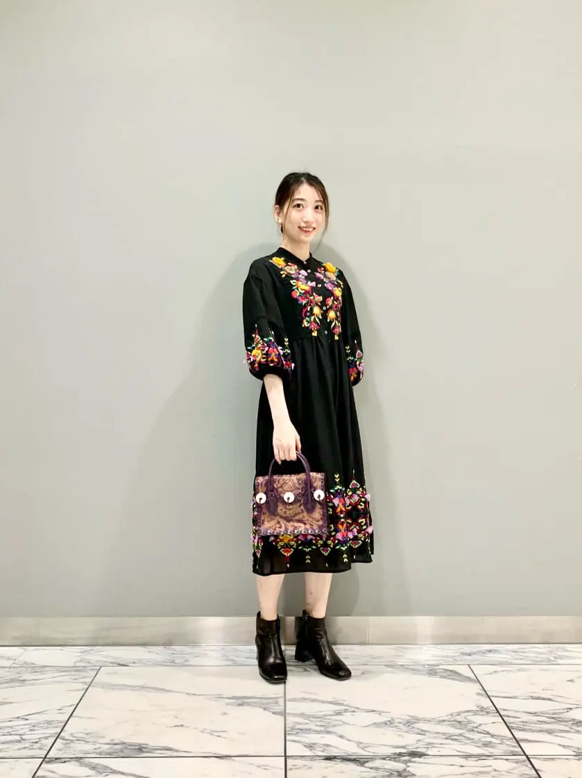 GRACE CONTINENTAL The Banquet eri コーディネート画像