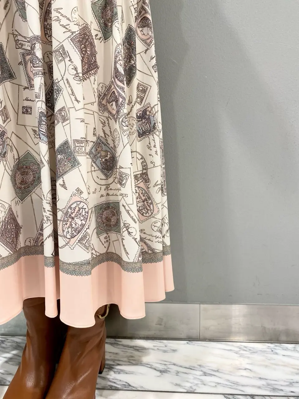 GRACE CONTINENTAL The Banquet 中根　里帆 コーディネート画像