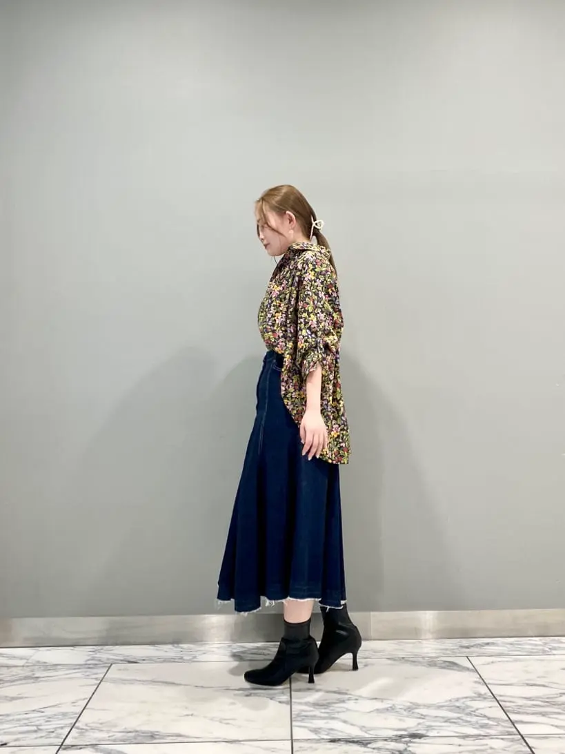 GRACE CONTINENTAL The Banquet 中根　里帆 コーディネート画像